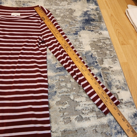 Lou & Grey signature soft long sleeve striped dress - Picture 11 of 15